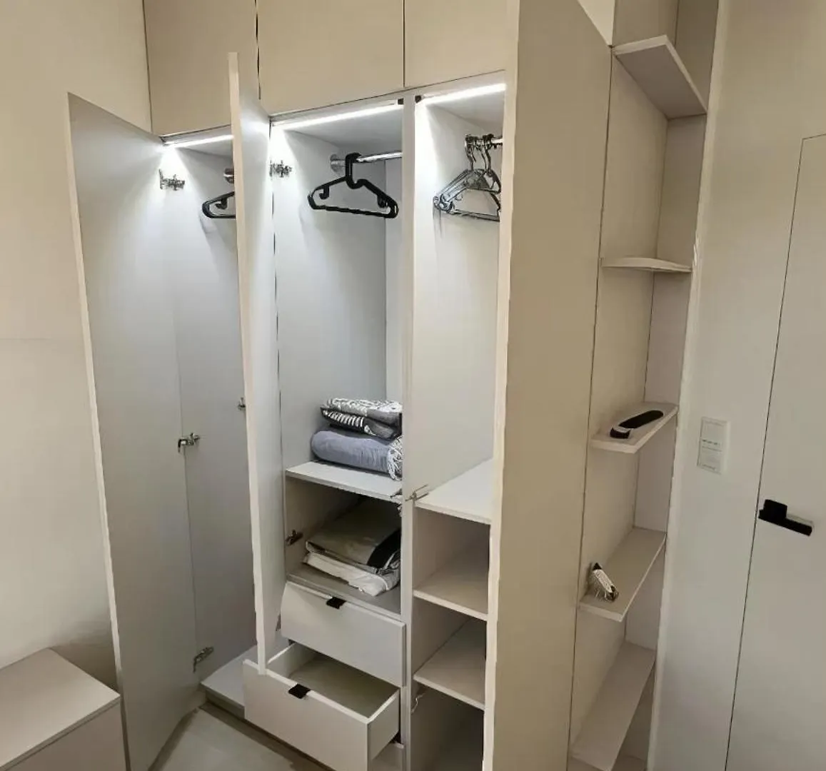 Fastate Warsaw Apartments 波兰